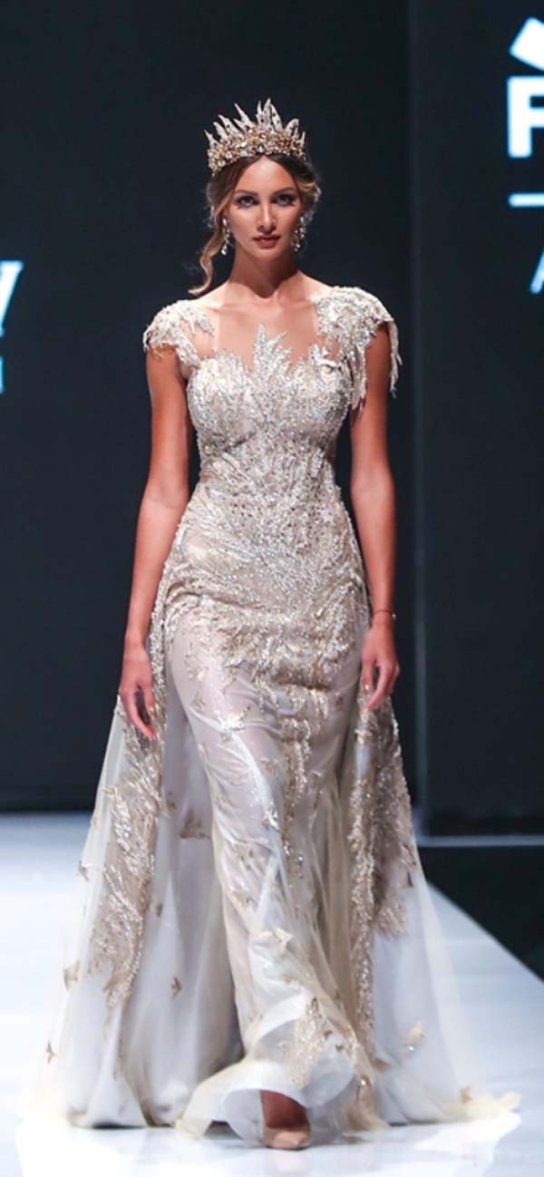 НОСИТЕЛЯТ НА ЗЛАТНА ИГЛА ХРИСТО ЧУЧЕВ ПОКАЗВА  НАЙ-НОВАТА СИ КОЛЕКЦИЯ НА  SFW AW 2018